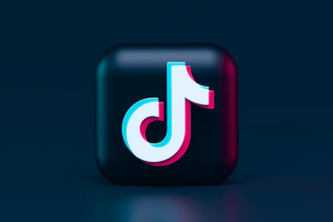 4jJ4EV8BfybLNGo