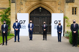 8GekJpj44QAEaZj7