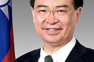Minister_Jaushieh_Joseph_Wu_(cropped_1)