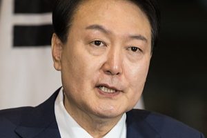 President Yoon Suk Yeol of the Republic of Korea delivers remarks during a tour of NASA’s Goddard Space Flight Center with Vice President Kamala Harris, Tuesday, April 25, 2023, in Greenbelt, Md.  Photo Credit: (NASA/Aubrey Gemignani)
