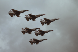 fl-zH6wBeEfrrMs