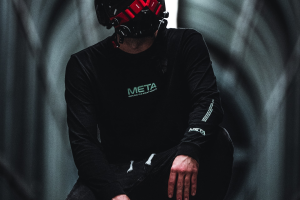 o9t-hugBfw5yE24